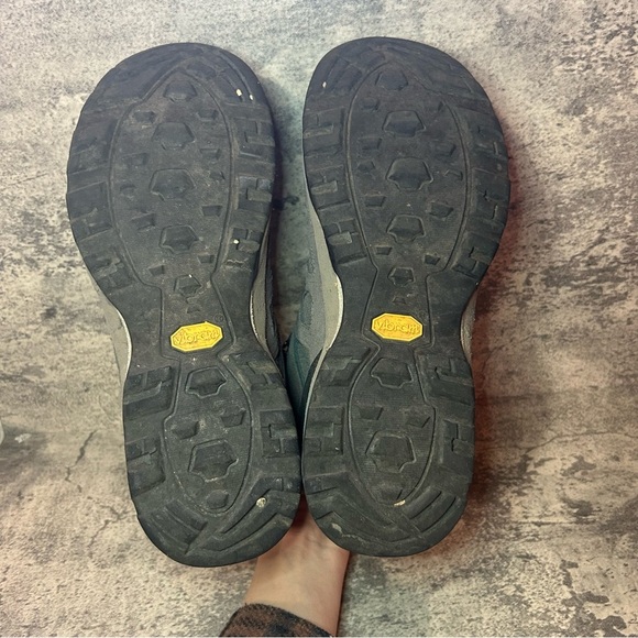 Scarpa Moraine Mid Goretex Boots 63054 Womens sz 10.5 Grey - Picture 5 of 8